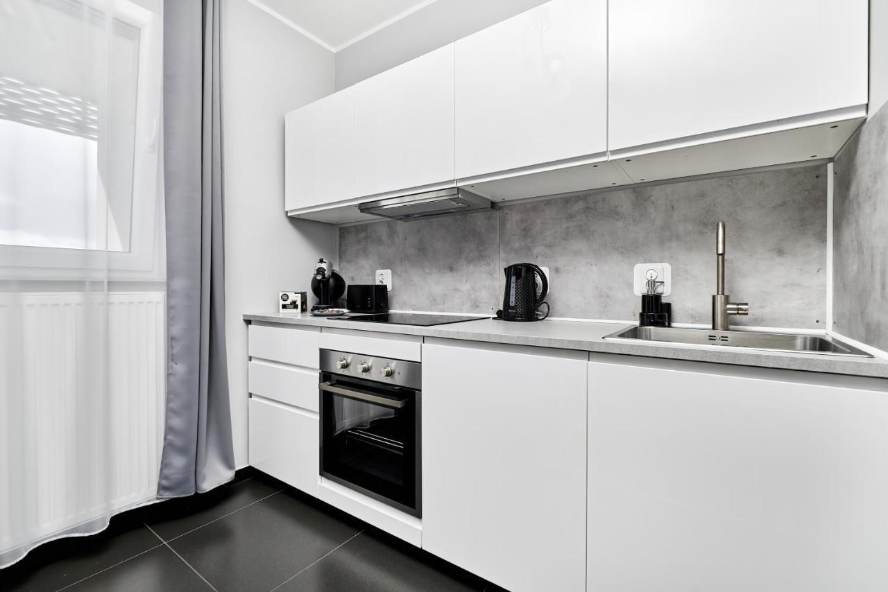 Apartment Wroclaw Sikorskiego With Free Garage By Renters Prestige Eksteriør bilde